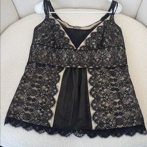Ann Taylor black Beige Lace top size 6